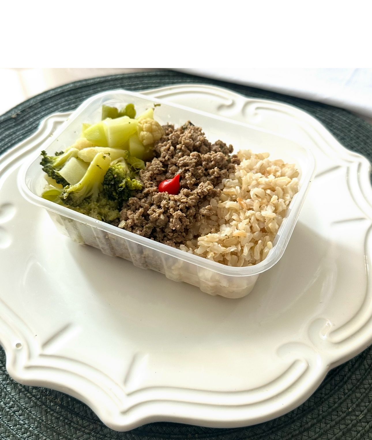 Carne moída com arroz e mix de legumes