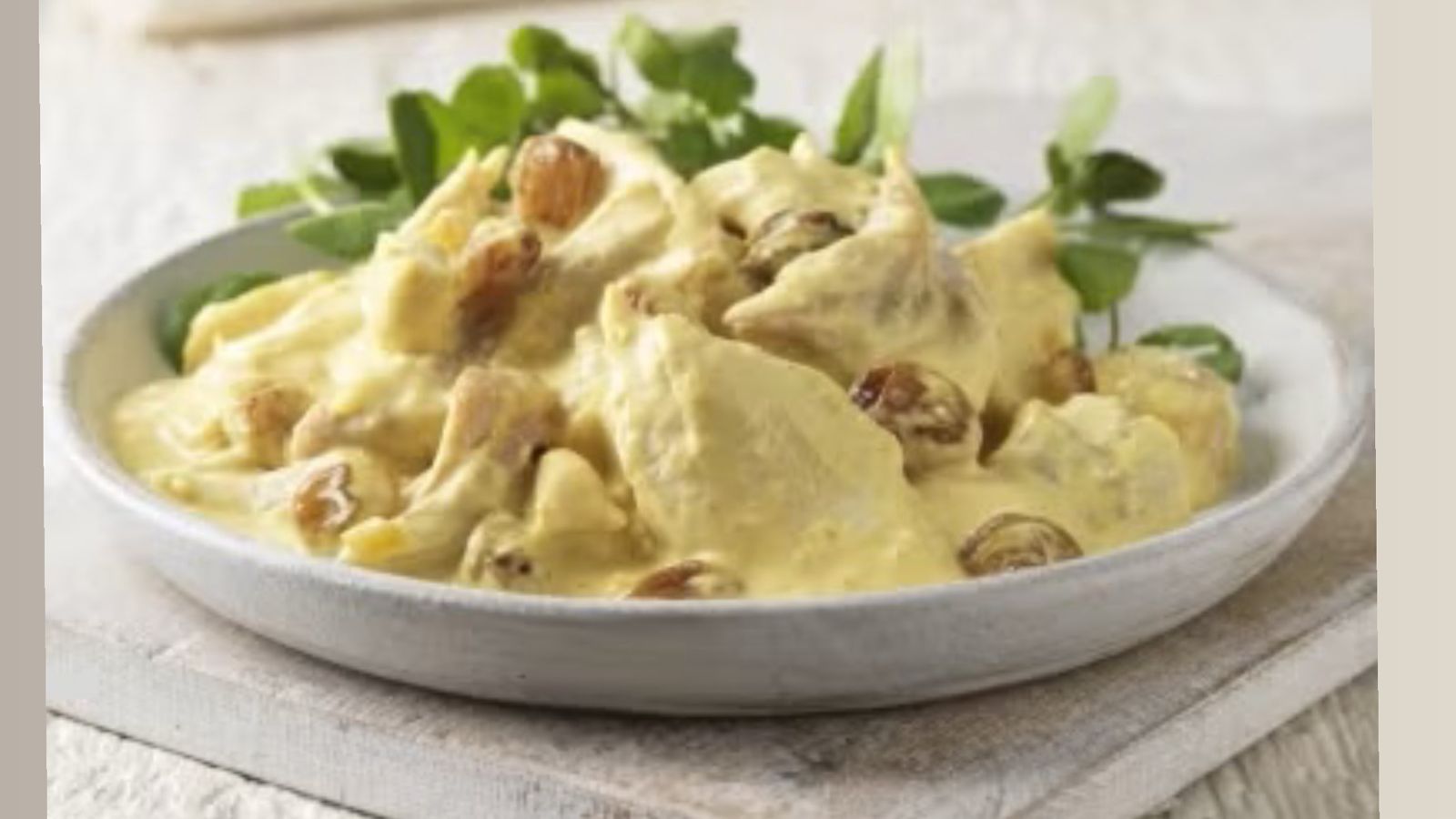 Frango ao molho branco fit cogumelos