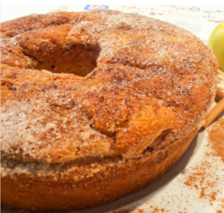 Bolo de maçã com canela