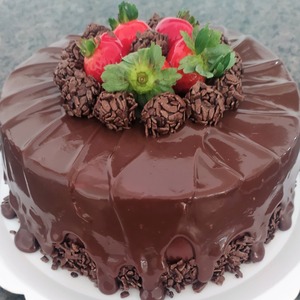 Torta brigadeiro com mousse